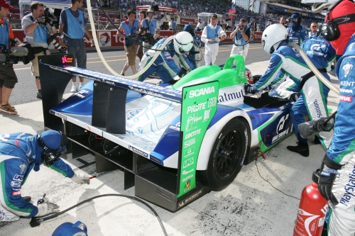 De Pescarolo binnen voor een splash and dash